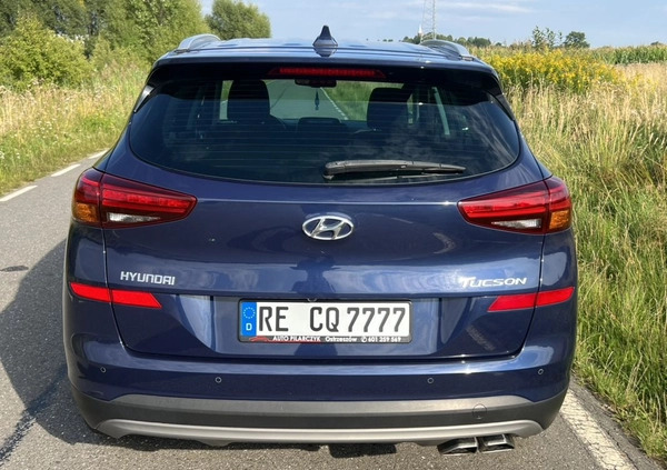 Hyundai Tucson cena 77500 przebieg: 131000, rok produkcji 2018 z Sulejów małe 667